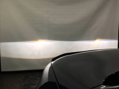 Свет от биксеноновых линз в фарах Volkswagen Passat