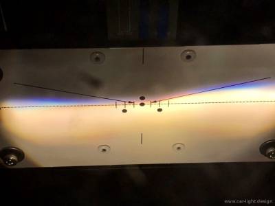 Настройка света ксеноновых линз при помощи регулировочного стенда