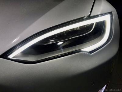 Восстановленные светодиоды в фаре Tesla Model S