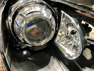 Модуль света оптики Porsche Cayenne после чистки и замене масок