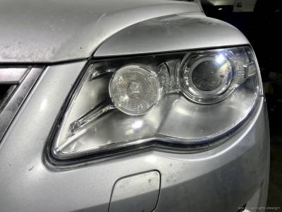 Оптика Volkswagen Touareg после ремонта