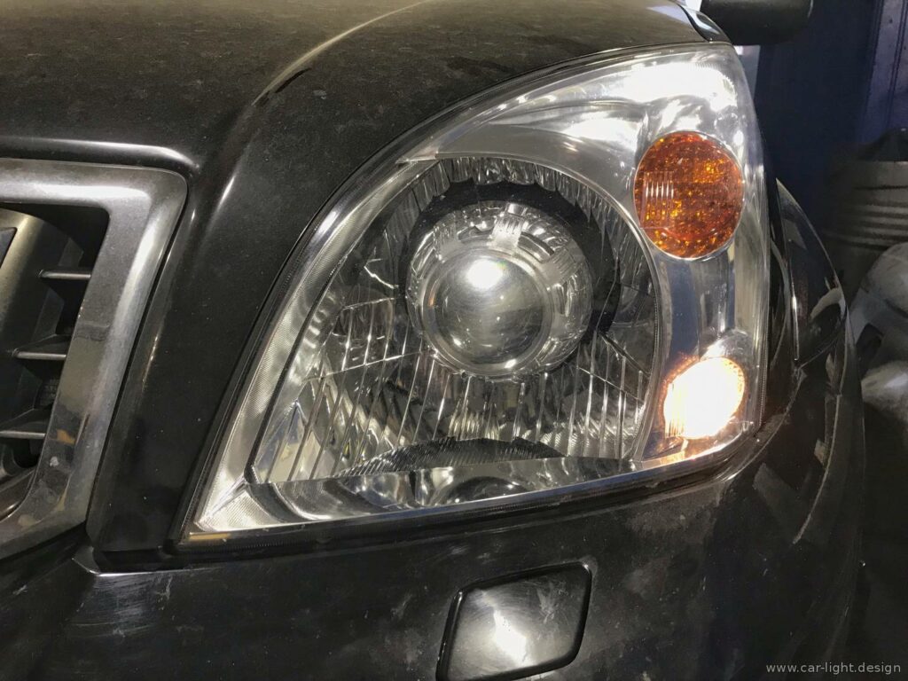 Установка бі-лінзи у фару Toyota Prado