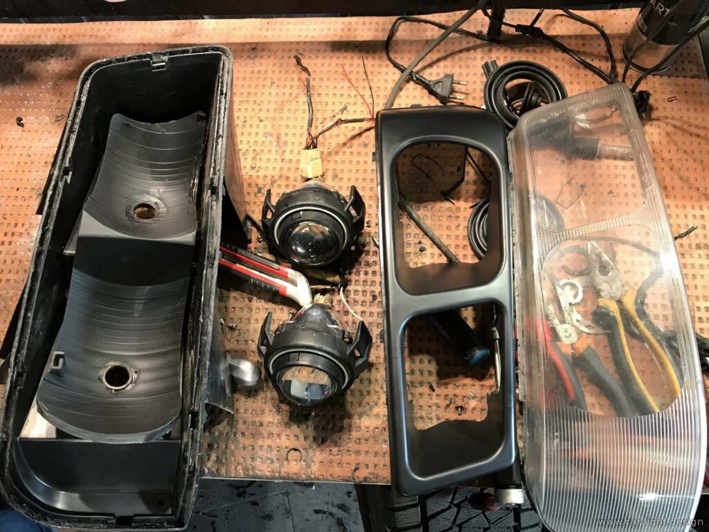 Установка нових бі-ксенонових лінз