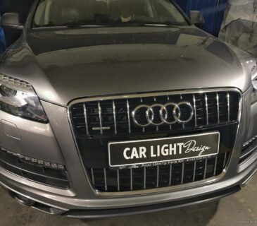 Заміна скла фар Audi Q7: відновлення оптики та герметичності