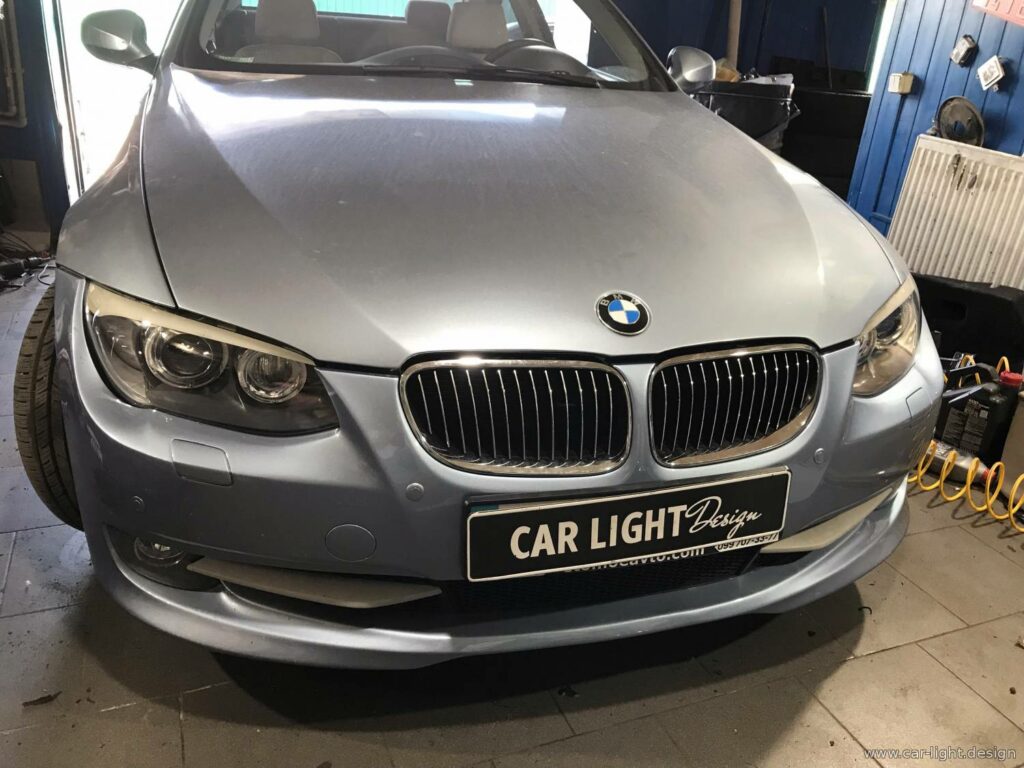 Заміна розбитого скла фари BMW 3-Series e92