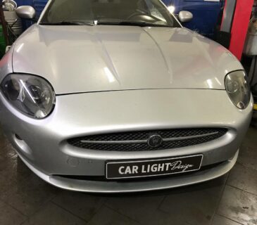 Полірування скла та чистка зсередини фар Jaguar XKR